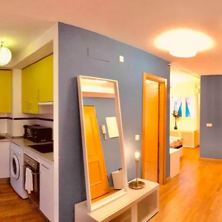 Penthouse Independiente A 3 Paradas En Metro De Atocha Apartamento *