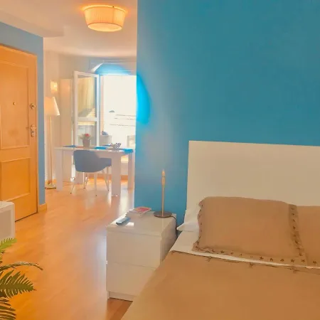 Penthouse Independiente A 3 Paradas En Metro De Atocha Apartamento Madrid