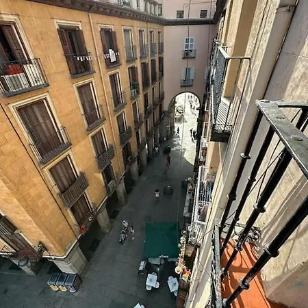 Economico Piso En Centro Lägenhet *
