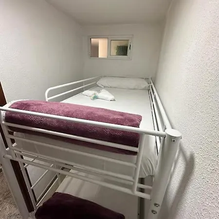 Economico Piso En Centro Lägenhet *