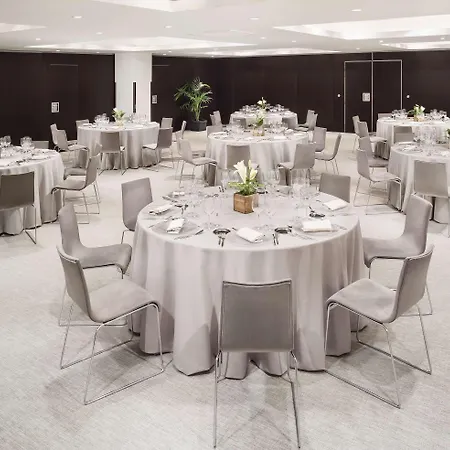 Me Reina Victoria By Meliá Hotel Madrid