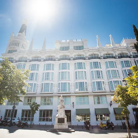 Me Reina Victoria By Meliá 4* Madrid