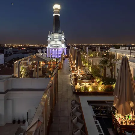 Hotel Me Reina Victoria By Meliá Madrid