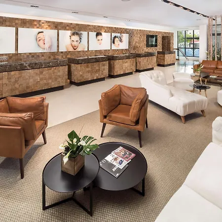 Me Reina Victoria By Meliá Hotel 4*