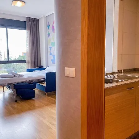 Aparthotel Compostela 3*