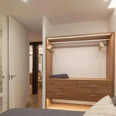 Elegante Apartamento De 3 Dormitorios Apartment *