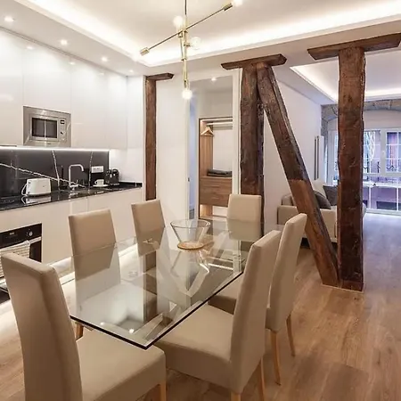 Elegante Apartamento De 3 Dormitorios