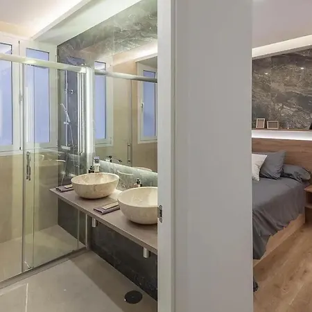 Elegante Apartamento De 3 Dormitorios Apartment *