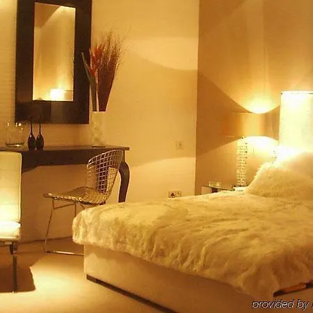 Abalu Design Boutique Gran Via 3*