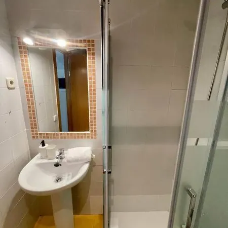 New Apt 1hab 3pax En Plena Plaza De Chueca Lejlighed