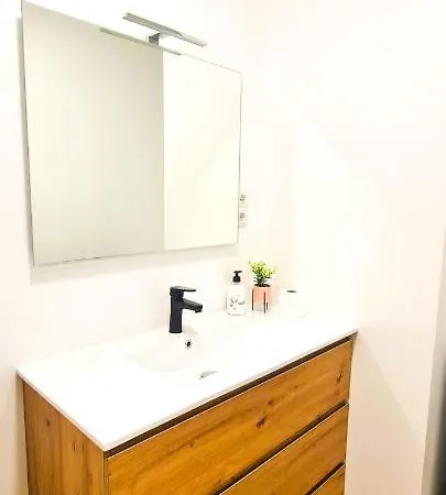 Apartament Oshun Plaza Castilla Madryt