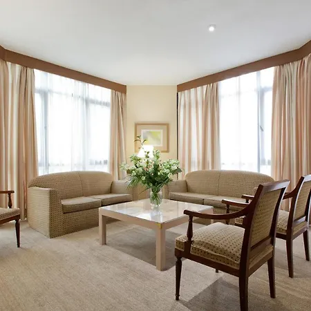 Espahotel Plaza Basilica Aparthotel 3*
