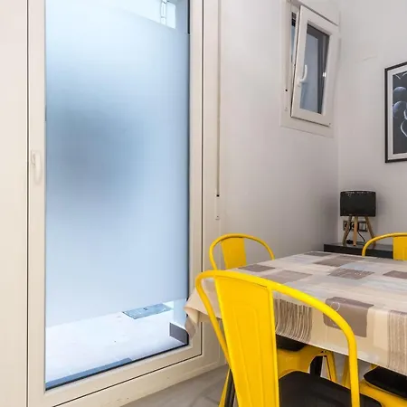 2 2 Banos- Moderno Y Acogedor - Imperial Apartamento