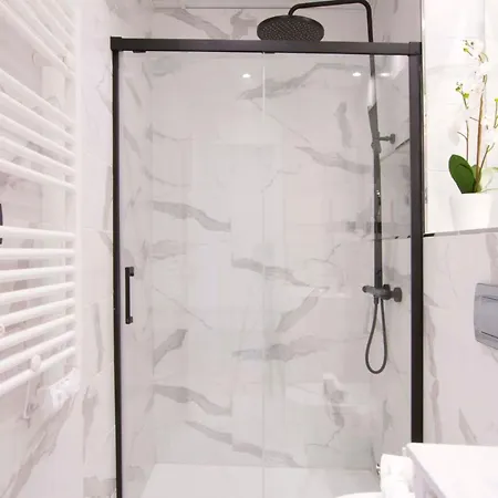 1 Bedroom 1 Bathroom Furnished - Salamanca - Executive Style - Mintystay 아파트 마드리드