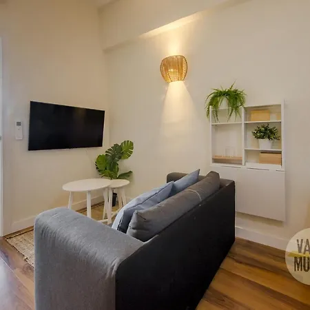 New Apt De 1hab 4 Pax En La Plaza De Chueca Madrid