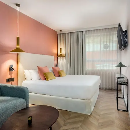 Tribu Malasana Aparthotel 3*