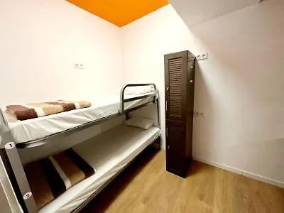 Arc House - Puerta Del Sol Only Adults Hostal Madrid