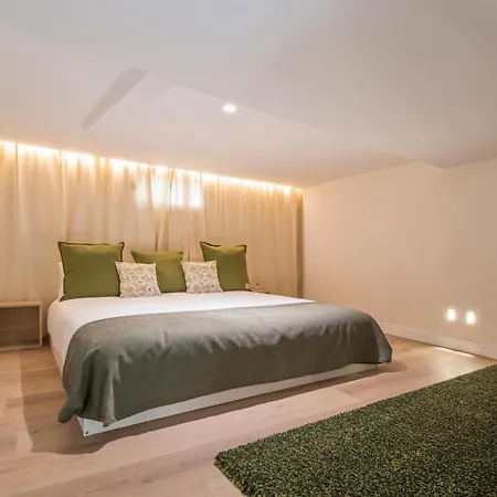 4 Bears Sharehome Madrid