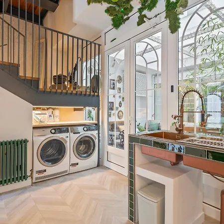 4 Bears Sharehome * Madrid