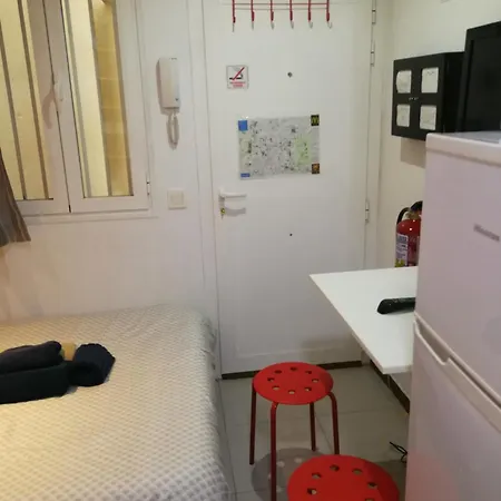 Microloft En Lavapies, 15 Metros * Madrid