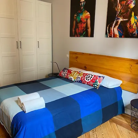 Arc House - Puerta Del Sol Only Adults Hostal *