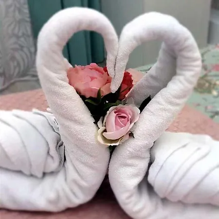 Milan بيت ضيافة 2*