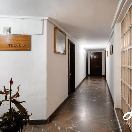 Hr-madrid-puerta Del Sol Bed & Breakfast
