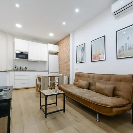 Avila Calle, Precioso Estudio En Santiago Bernabeu-estrecho En Segundo Piso Sin Ascensor * Μαδρίτη