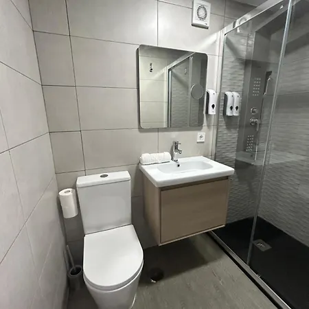 Cotrades 2 San Blas-canillejas Apartamento *