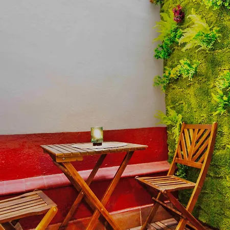 Rentadore Lavapies Studio