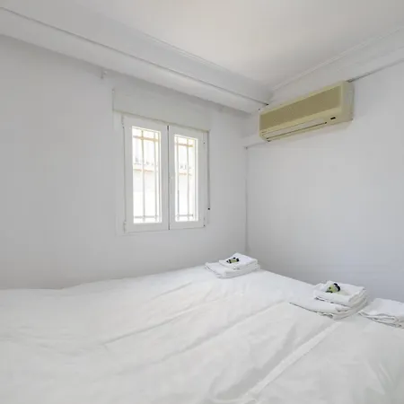 Sabadell Calle, Casa Familiar De 3 Con Terraza Junto Metro Fuencarral 公寓