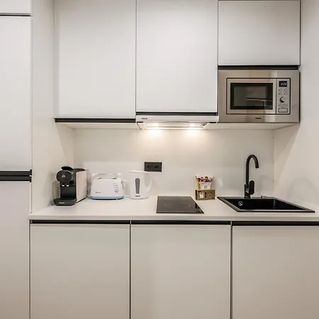 Apartmán Asequible A Pasos De Callao, Mid Term