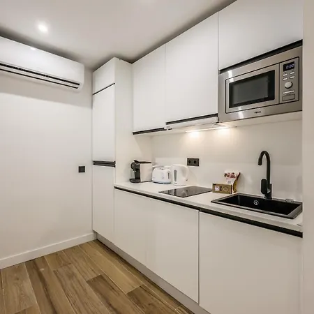 Asequible A Pasos De Callao, Mid Term Apartmán