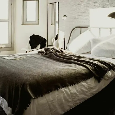 Room007 Ventura *