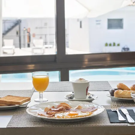 Hotel Osuna 4*