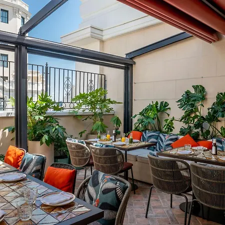 Montera Madrid, Curio Collection By Hilton 호텔 마드리드