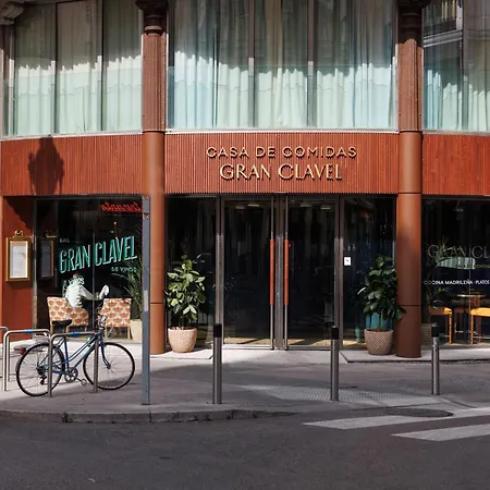 拉斯列特拉斯格兰维亚大街伊波罗之星酒店 酒店
