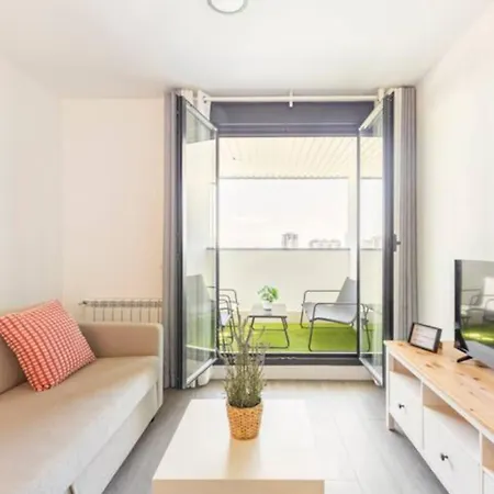 Piso Climatizado Y Parking Apartamento