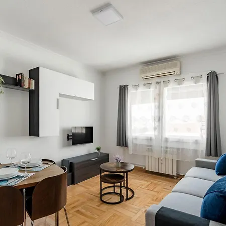 Fuencarral Center - Apartamento De 1 Dormitorio En El Centro De Madrid Apartment *