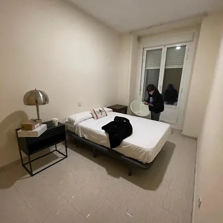 Guest house Casa Tadeo Gran Via Madrid
