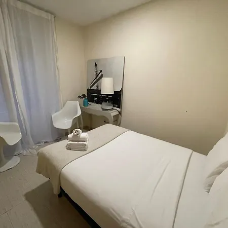 Casa Tadeo Gran Via Guest house Madrid