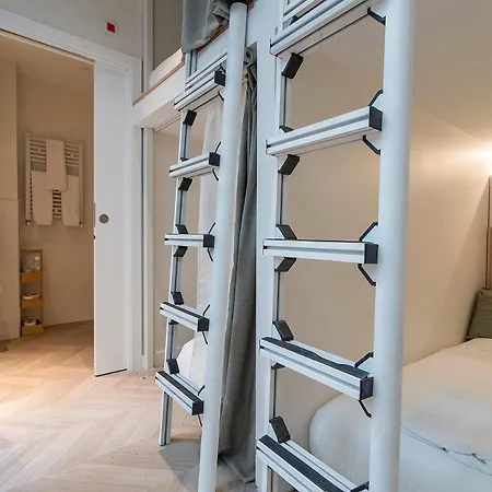 Guest house 4 Bears Sharehome Madrid