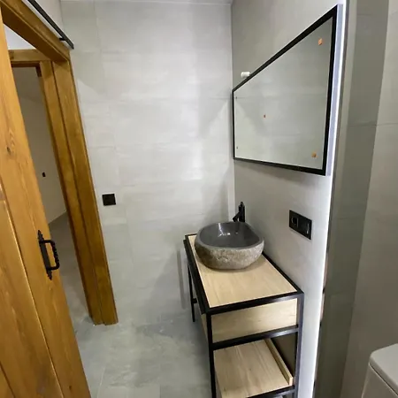 Apartamento Centrico, Luminoso Y Equipado *