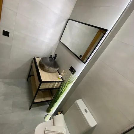 Apartamento Centrico, Luminoso Y Equipado