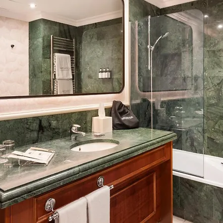 Catalonia Cortes 4*