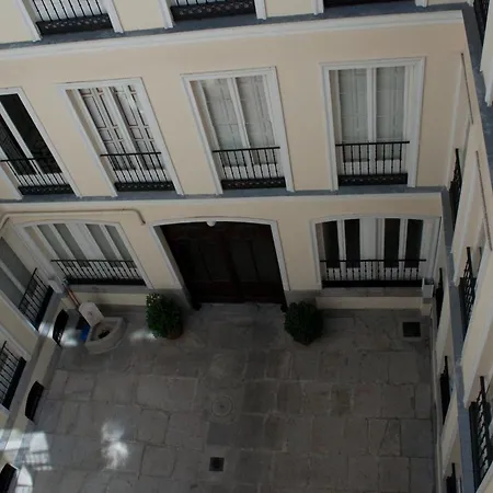 Guest house Yolanda Madrid