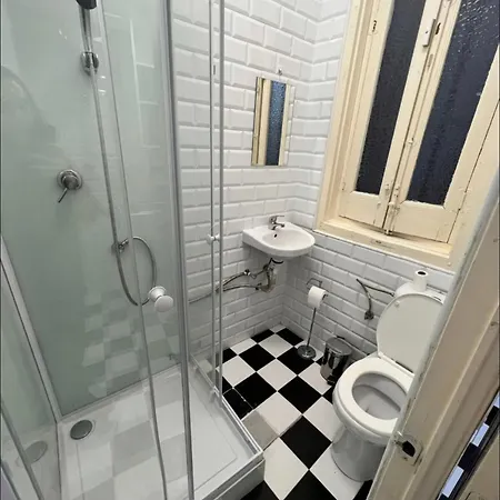 Lovely Flat In Center Of
