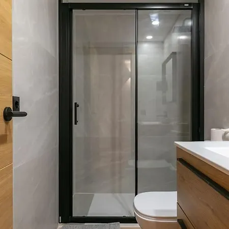 New Duplex In Front Of Palacio Vistaalegre Apartamento Madri