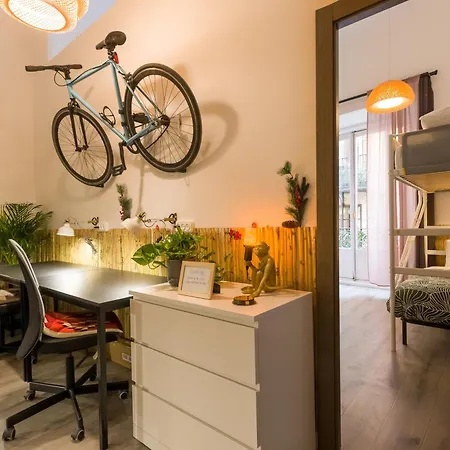 Social - Coliving & Coworking -