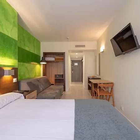 Recoletos Aparthotel